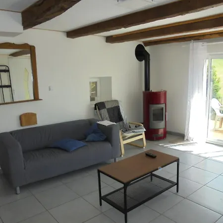 Semesterbostad De Marsol Lugan (Aveyron)
